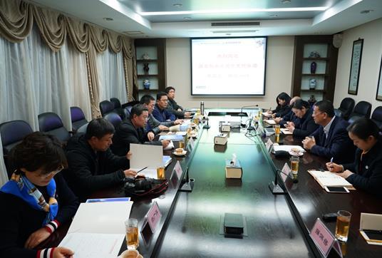 宁夏回族自治区税务局党委委员、副局长李戈一行来学院访问交流.jpg