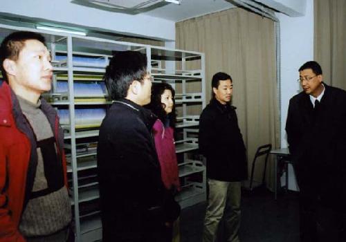 2007年5月中国信息化杂志社李新社社长一行来学院参观访问.jpg
